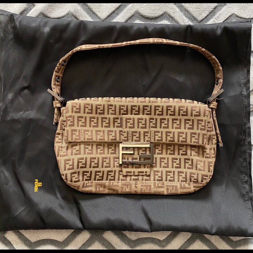 Fendi purse